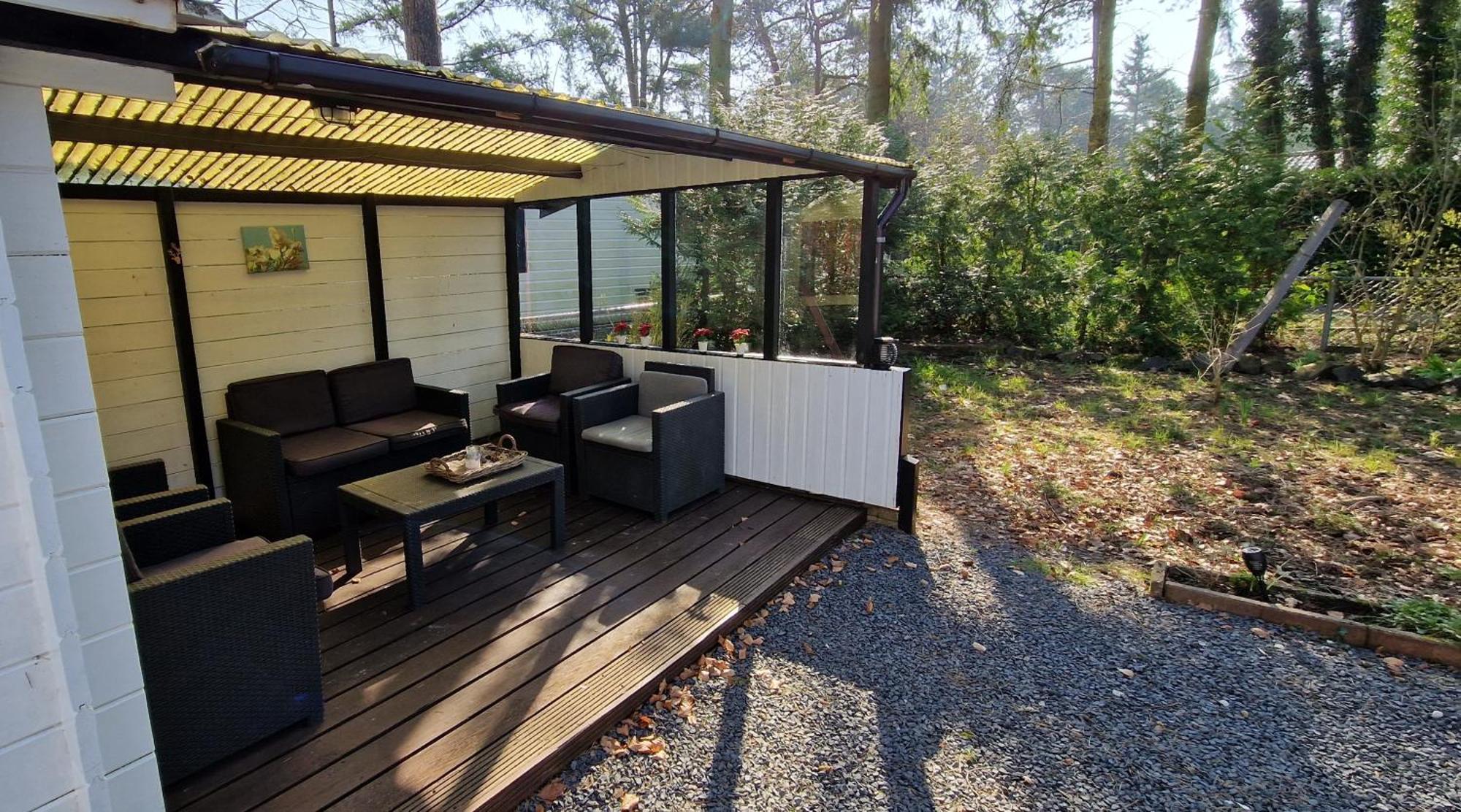"Dennenhuisje" Op Bospark Ijsselheide Hattemerbroek Exteriér fotografie